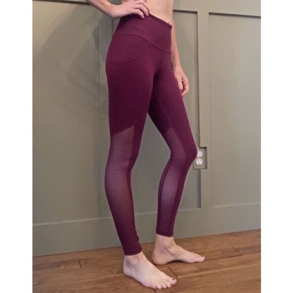 VICTORIA Sport Knockout Tight Leggings Mesh W/ Pockets Size XS - Picture 1 of 12